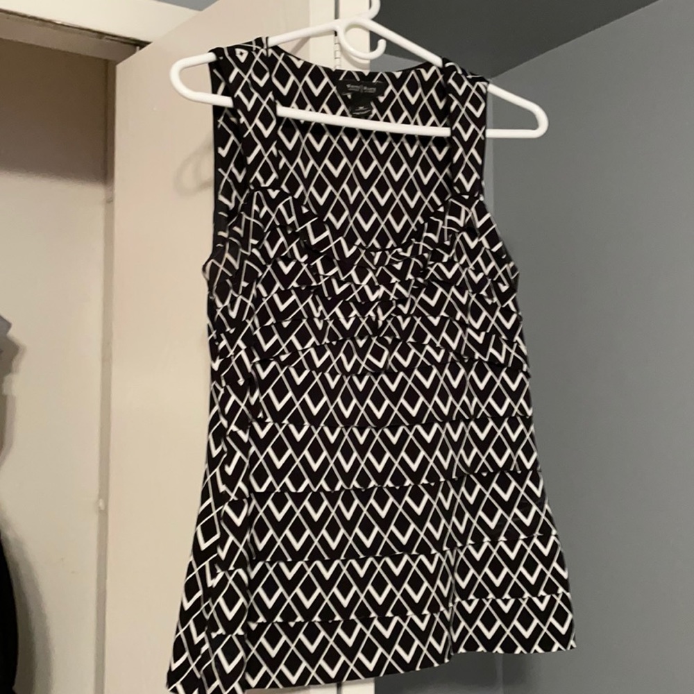 Women’s Sleeveless top